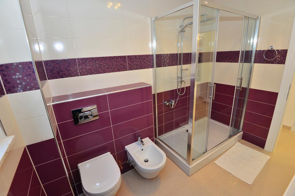 Apartments Villa Coratina Трогир Екстериор снимка