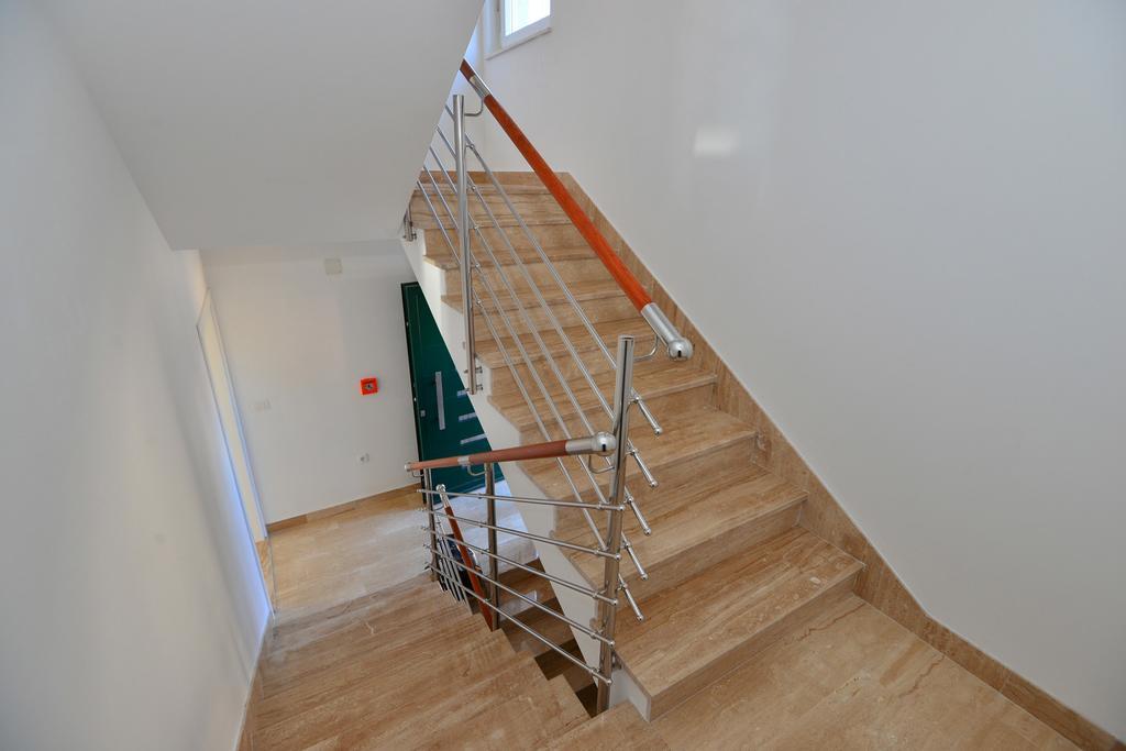 Apartments Villa Coratina Трогир Екстериор снимка